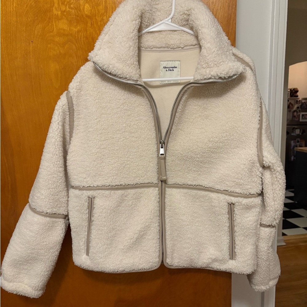 Abercrombie Cream Sherpa Jacket XXS